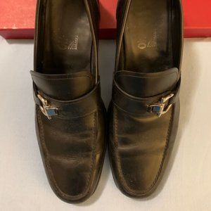Ferragamo Delfino Dress Shoes